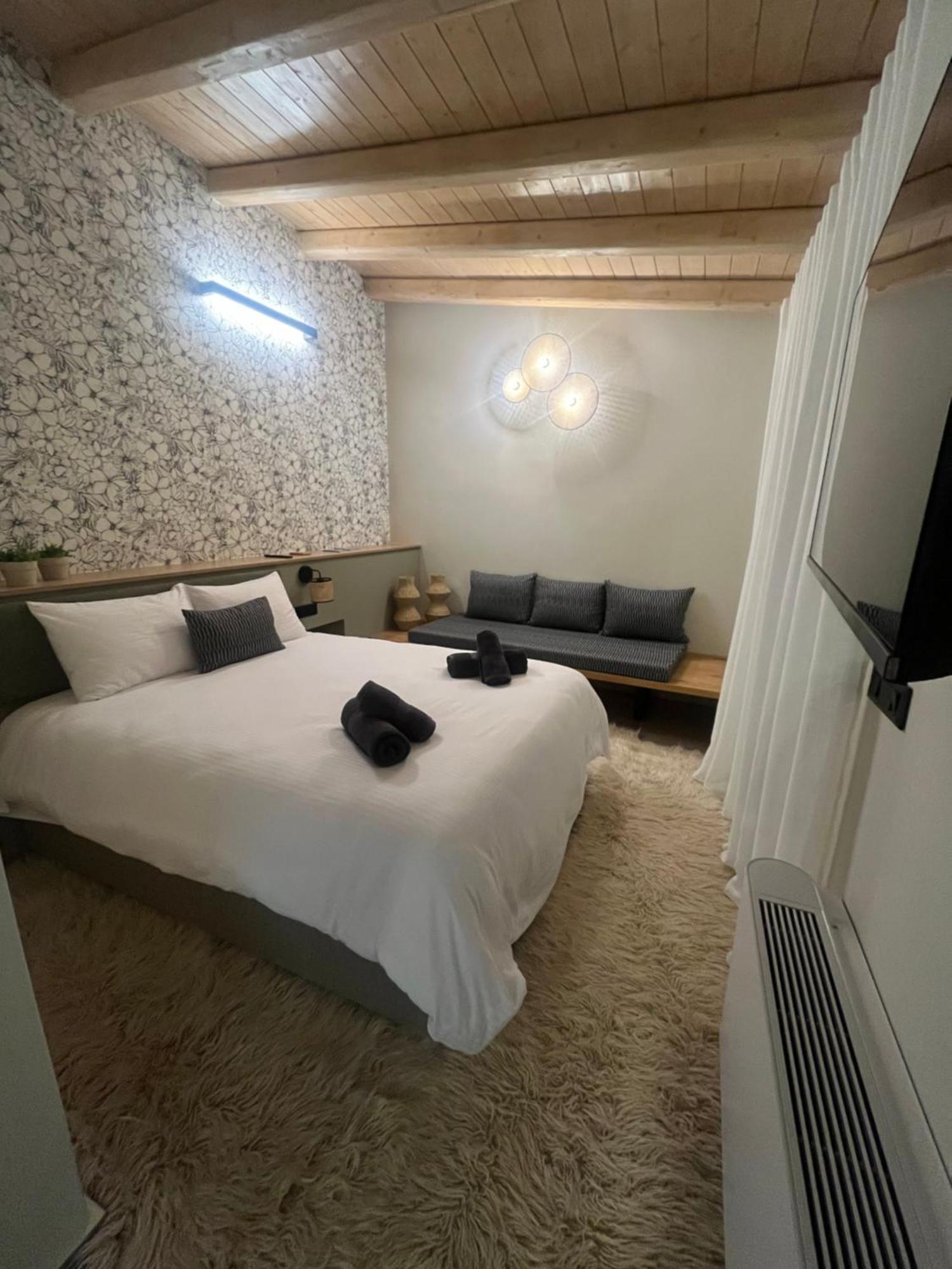 Nerita'S Country Houses Nea Tirins ภายนอก รูปภาพ
